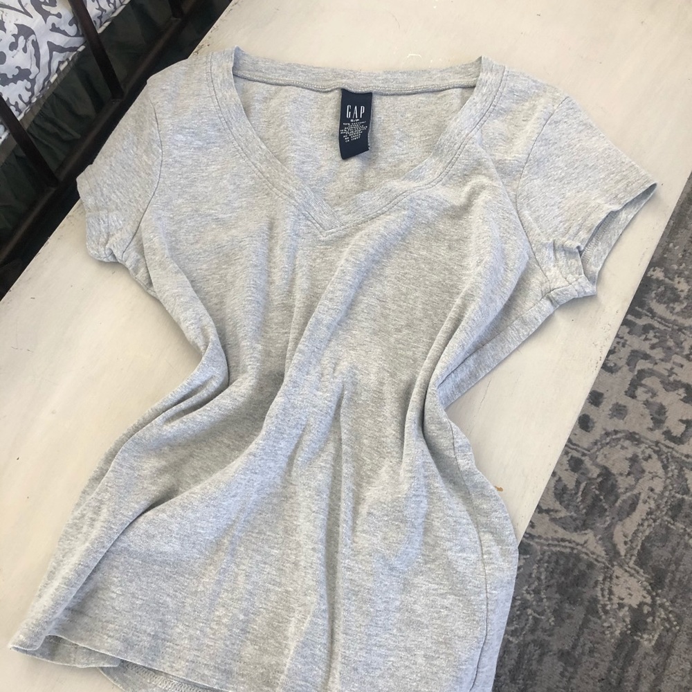 The Gap .... tee